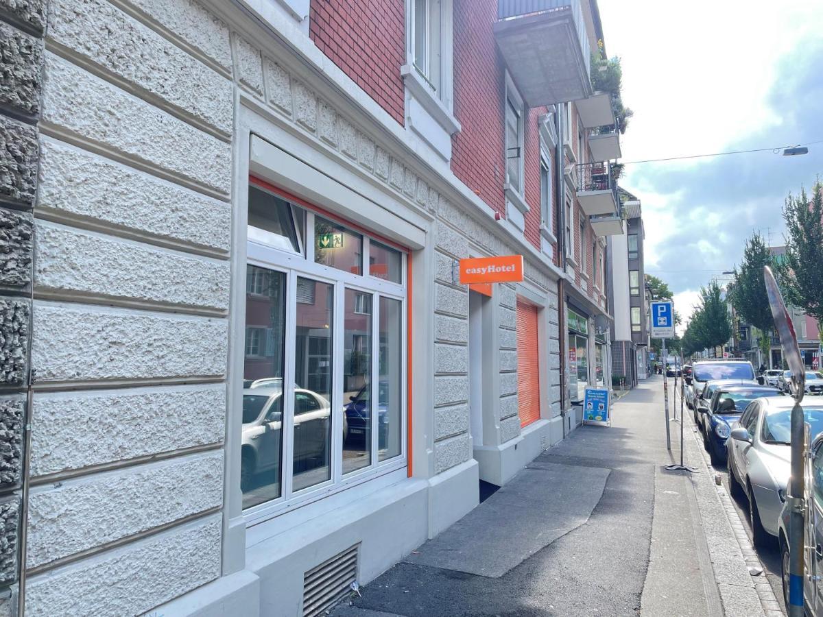 Easyhotel Zuerich Limmatplatz Dış mekan fotoğraf